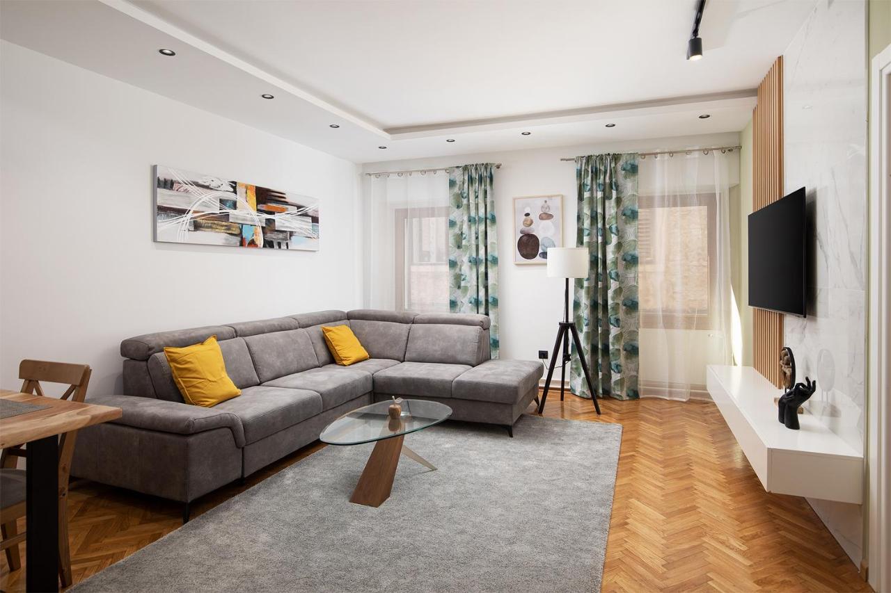 Sena Luxury Apartments Pula Ngoại thất bức ảnh