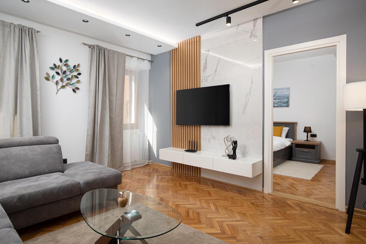Sena Luxury Apartments Pula Ngoại thất bức ảnh