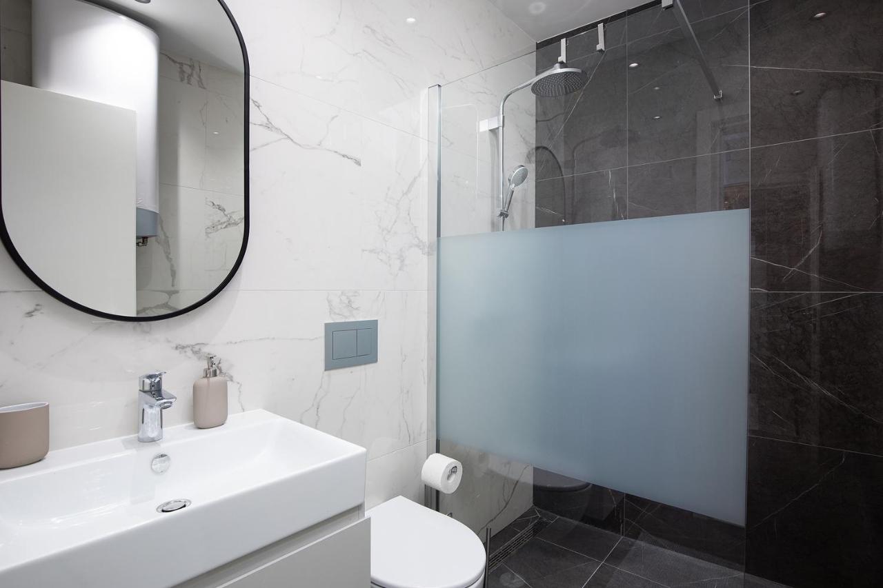 Sena Luxury Apartments Pula Ngoại thất bức ảnh